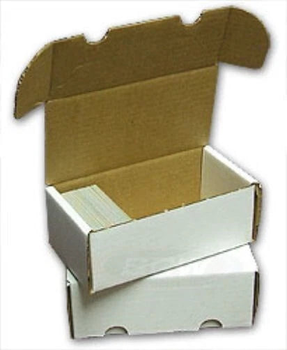 400 Count Trading Card Storage Box White Corrugated Cardboard